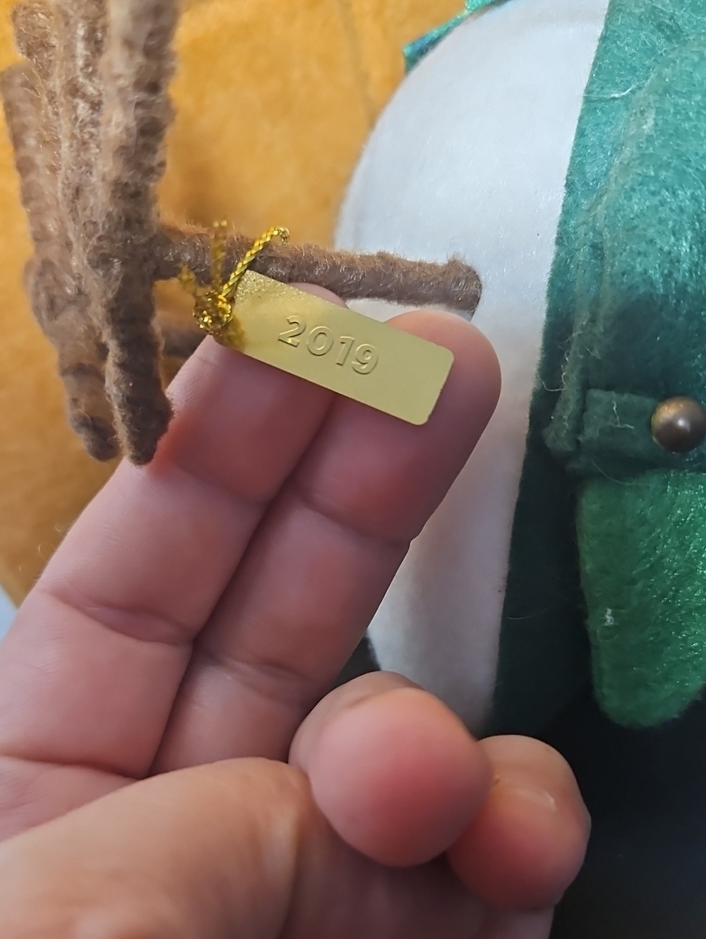 Retired Felt Owl Goldy - Picture 5 of 6